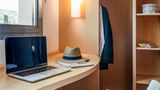 <b>Hotel Ibis Cannes Mouans Sartoux Room</b>. Images powered by <a href="https://iceportal.shijigroup.com/" title="IcePortal" target="_blank">IcePortal</a>.