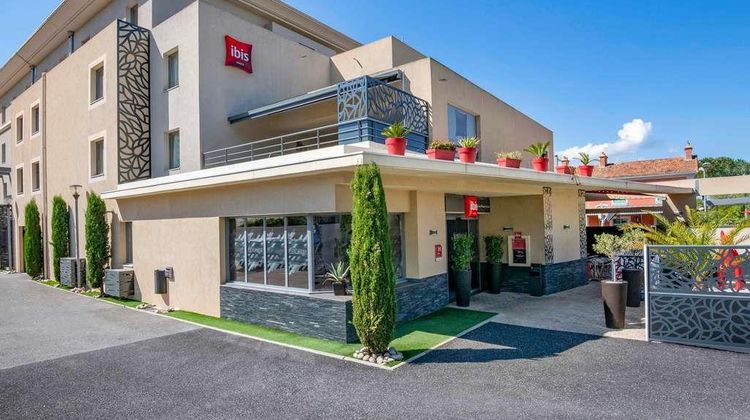 Hotel Ibis Cannes Mouans Sartoux Exterior