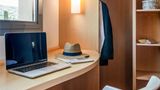 Hotel Ibis Cannes Mouans Sartoux Room