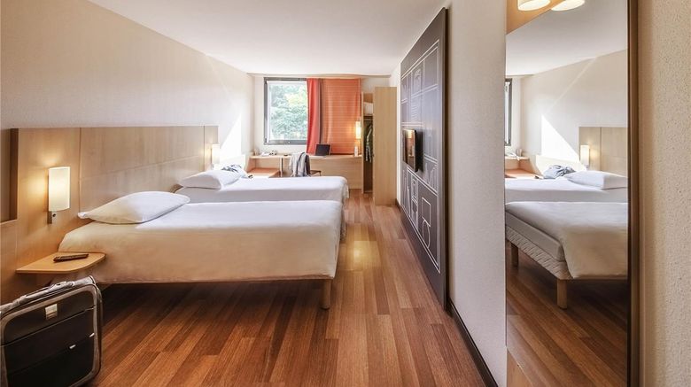 <b>Hotel Ibis Sarlat Room</b>. Images powered by <a href="https://iceportal.shijigroup.com/" title="IcePortal" target="_blank">IcePortal</a>.