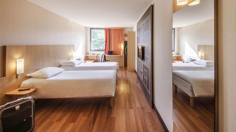 <b>Hotel Ibis Sarlat Room</b>. Images powered by <a href="https://iceportal.shijigroup.com/" title="IcePortal" target="_blank">IcePortal</a>.