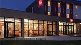 Hotel Ibis Beauvais Airport Exterior