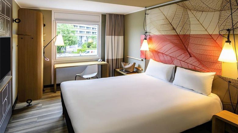 <b>Hotel Ibis Muenchen City West Room</b>. Images powered by <a href="https://iceportal.shijigroup.com/" title="IcePortal" target="_blank">IcePortal</a>.