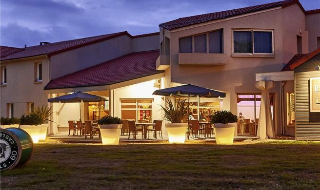 Ibis Styles Cholet Exterior