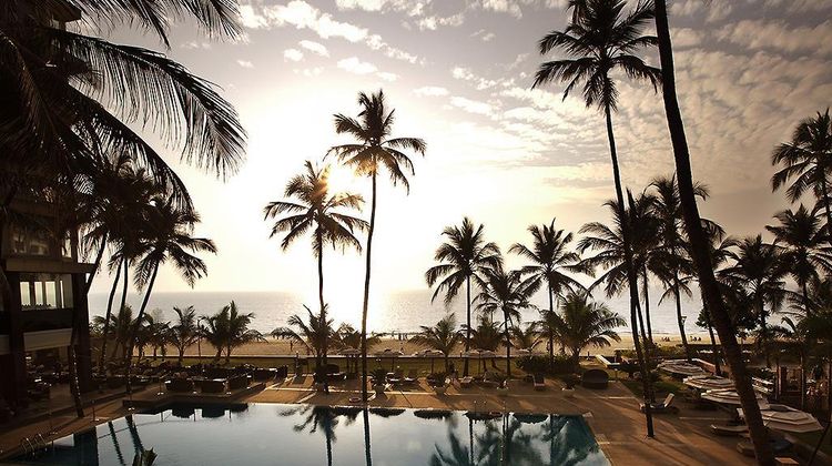 Novotel Mumbai Juhu Beach Pool