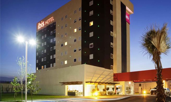 Ibis San Luis Potosi Exterior