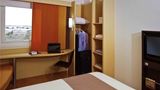 <b>Ibis San Luis Potosi Room</b>. Images powered by <a href="https://iceportal.shijigroup.com/" title="IcePortal" target="_blank">IcePortal</a>.