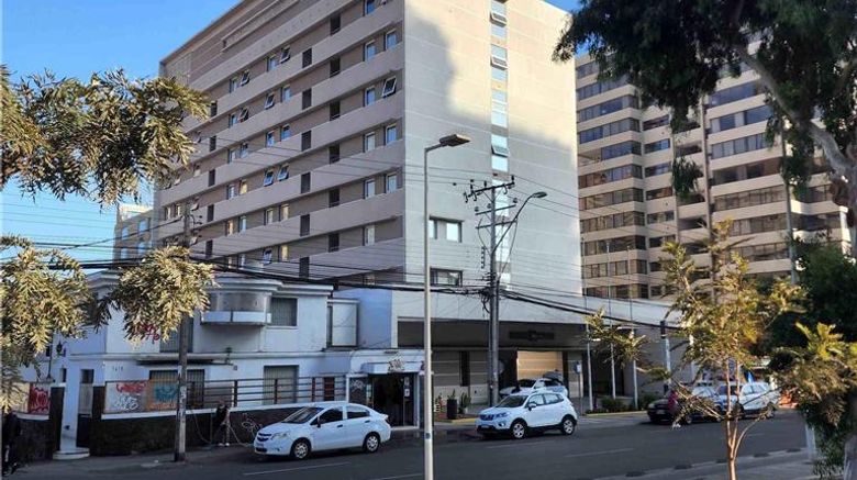 <b>Ibis Antofagasta Exterior</b>. Images powered by <a href="https://iceportal.shijigroup.com/" title="IcePortal" target="_blank">IcePortal</a>.
