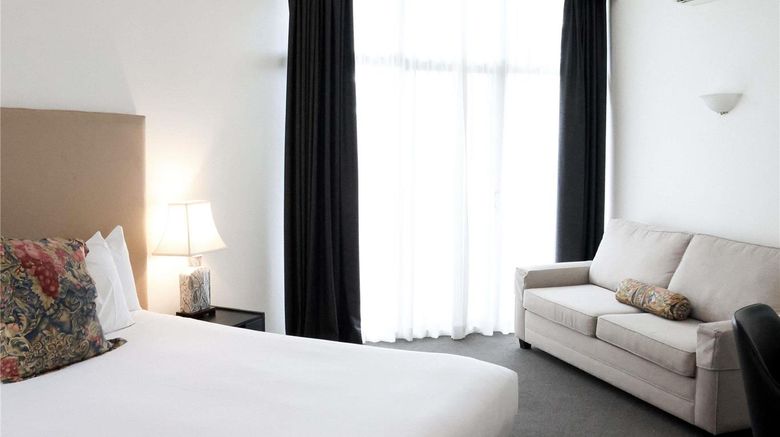 <b>Mercure Resort Hunter Valley Gardens Room</b>. Images powered by <a href="https://iceportal.shijigroup.com/" title="IcePortal" target="_blank">IcePortal</a>.