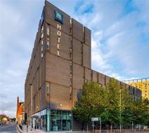 ibis Budget Manchester Centre Exterior