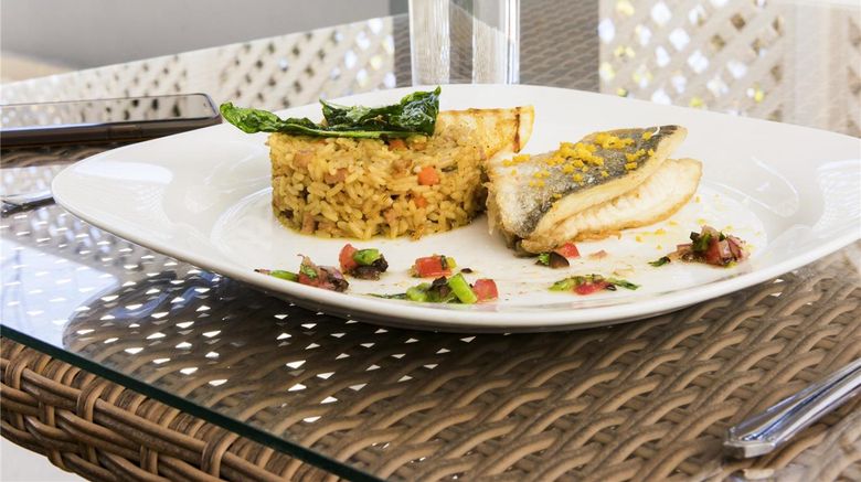 <b>Ibis Oran Les Falaises Restaurant</b>. Images powered by <a href="https://iceportal.shijigroup.com/" title="IcePortal" target="_blank">IcePortal</a>.