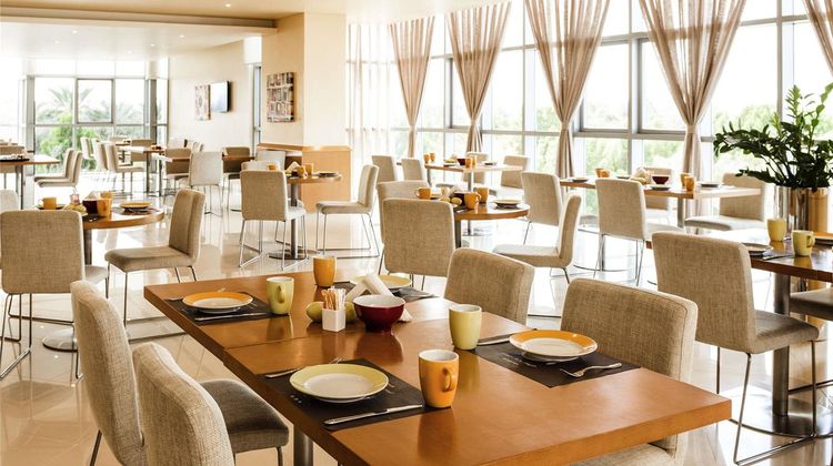 Ibis Abu Dhabi Gate Restaurant