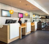 Hotel Ibis Karlsruhe City Exterior