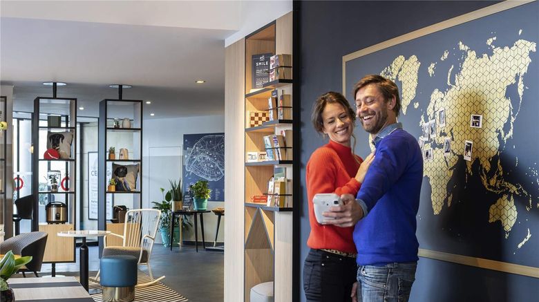 <b>Aparthotel Adagio Paris Montrouge Exterior</b>. Images powered by <a href="https://iceportal.shijigroup.com/" title="IcePortal" target="_blank">IcePortal</a>.