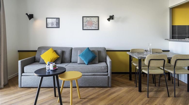 <b>Aparthotel Adagio Paris Montrouge Room</b>. Images powered by <a href="https://iceportal.shijigroup.com/" title="IcePortal" target="_blank">IcePortal</a>.