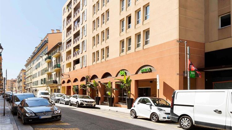 Ibis Styles Nice Vieux Port Exterior