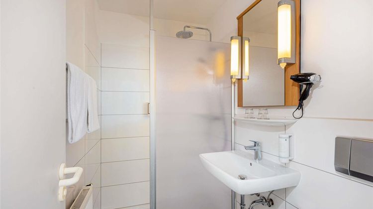 Ibis Kassel Melsungen Room