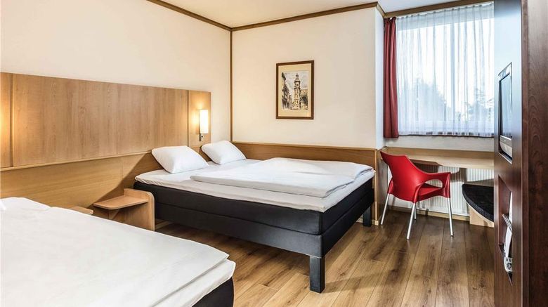 <b>Ibis Hotel Eisenach Room</b>. Images powered by <a href="https://iceportal.shijigroup.com/" title="IcePortal" target="_blank">IcePortal</a>.