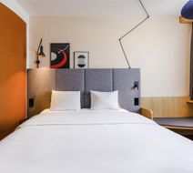 Ibis Friedrichshafen Airport Room