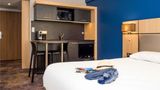 <b>Mercure Rodez Cathedrale Room</b>. Images powered by <a href="https://iceportal.shijigroup.com/" title="IcePortal" target="_blank">IcePortal</a>.