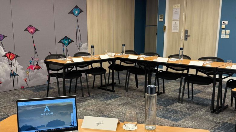 <b>Mercure Dieppe La Presidence Meeting</b>. Images powered by <a href="https://iceportal.shijigroup.com/" title="IcePortal" target="_blank">IcePortal</a>.