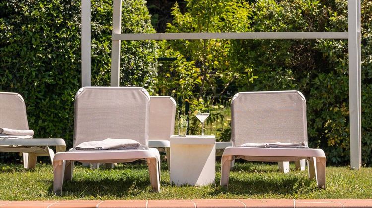 Mercure Aix en Provence Ste Victoire Pool
