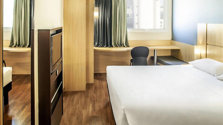 <b>Ibis Belo Horizonte Savassi Room</b>. Images powered by <a href="https://iceportal.shijigroup.com/" title="IcePortal" target="_blank">IcePortal</a>.