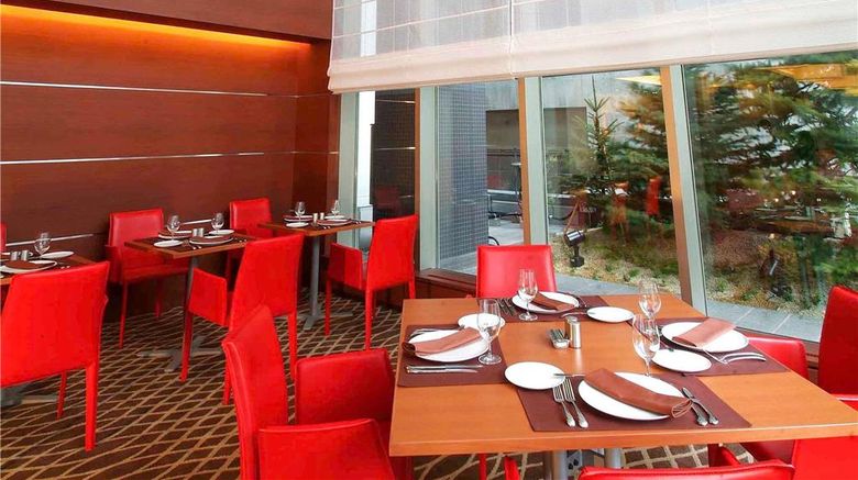 <b>Mercure Hotel Sapporo Restaurant</b>. Images powered by <a href="https://iceportal.shijigroup.com/" title="IcePortal" target="_blank">IcePortal</a>.