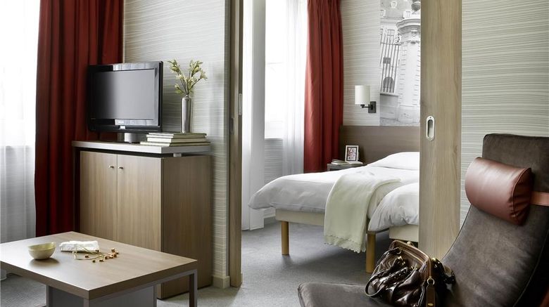 <b>Adagio Basel City Room</b>. Images powered by <a href="https://iceportal.shijigroup.com/" title="IcePortal" target="_blank">IcePortal</a>.