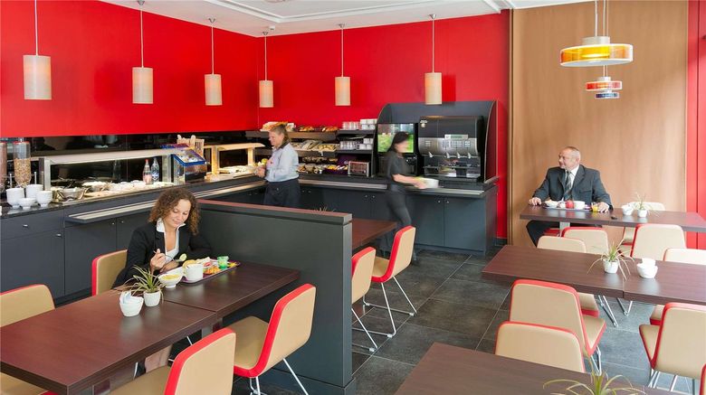 <b>Ibis Esch Belval Restaurant</b>. Images powered by <a href="https://iceportal.shijigroup.com/" title="IcePortal" target="_blank">IcePortal</a>.
