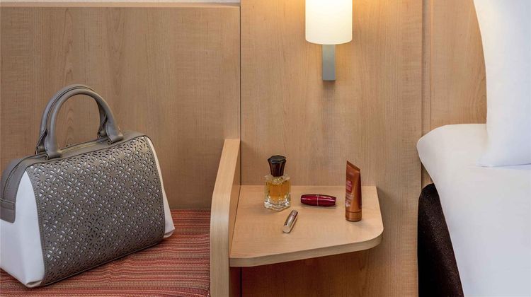 Ibis Esch Belval Room