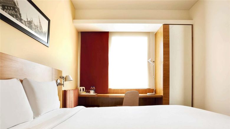 <b>Ibis Navi Mumbai Room</b>. Images powered by <a href="https://iceportal.shijigroup.com/" title="IcePortal" target="_blank">IcePortal</a>.