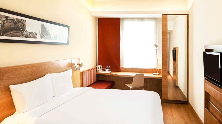 Ibis Navi Mumbai Room