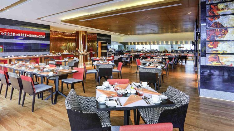 Novotel Chennai Sipcot Restaurant