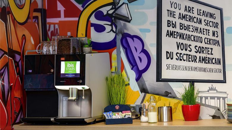 <b>Ibis Styles Berlin Mitte Restaurant</b>. Images powered by <a href="https://iceportal.shijigroup.com/" title="IcePortal" target="_blank">IcePortal</a>.