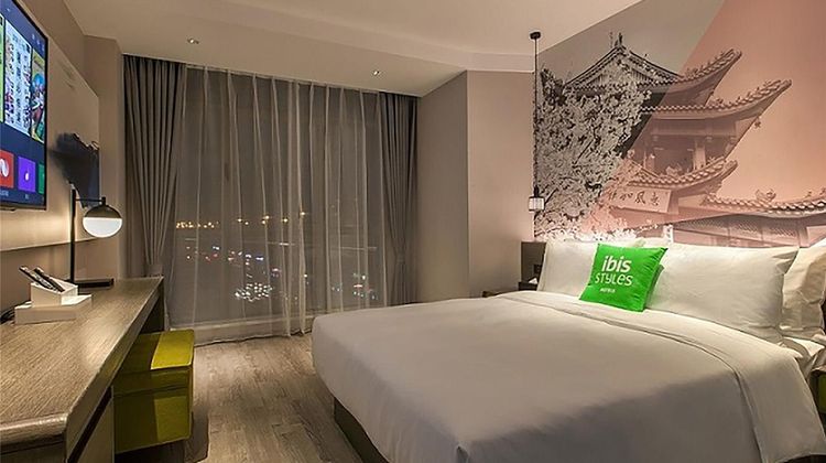 Ibis Styles Wuhan Optics Valley Room