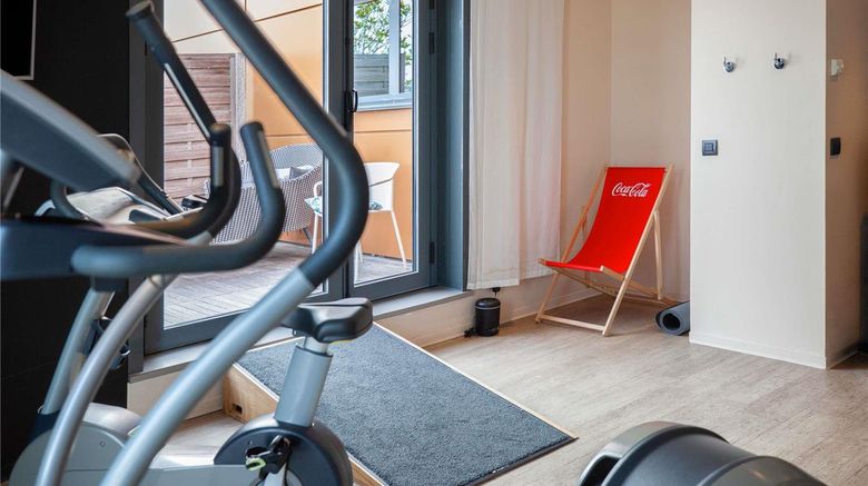 <b>Novotel Suites Paris Issy les Molineaux Health</b>. Images powered by <a href="https://iceportal.shijigroup.com/" title="IcePortal" target="_blank">IcePortal</a>.