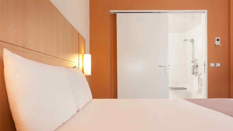 Ibis Malabo Hotel Room