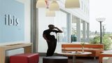 <b>Ibis Bata Exterior</b>. Images powered by <a href="https://iceportal.shijigroup.com/" title="IcePortal" target="_blank">IcePortal</a>.