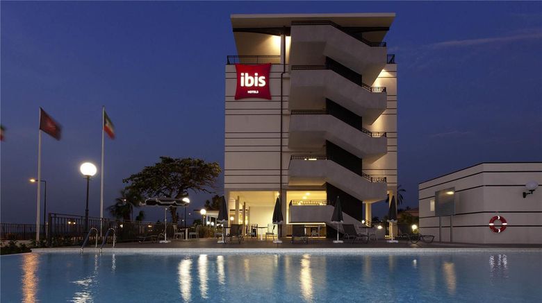 <b>Ibis Bata Exterior</b>. Images powered by <a href="https://iceportal.shijigroup.com/" title="IcePortal" target="_blank">IcePortal</a>.