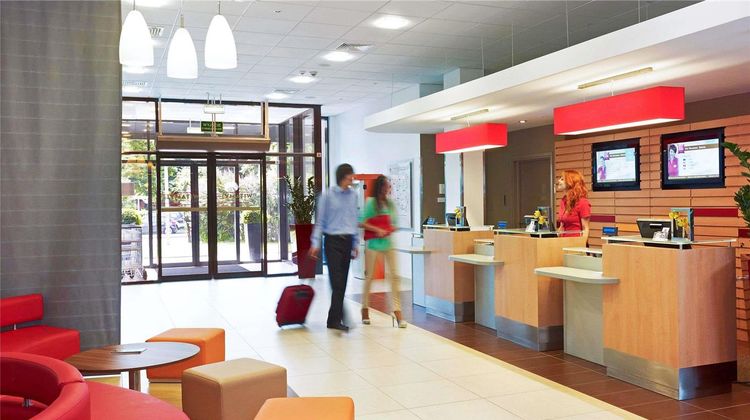 Ibis Warszawa Reduta Hotel Exterior