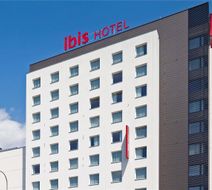 Ibis Warszawa Reduta Hotel Exterior