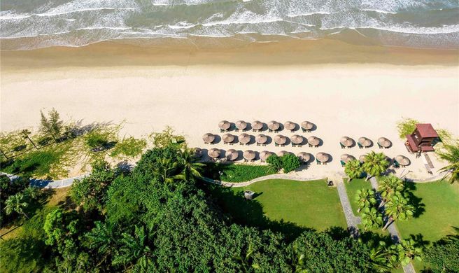 Pullman Sanya Bay Resort & Spa Exterior