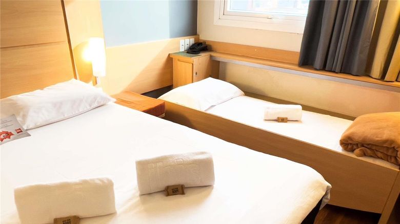 <b>Ibis Passo Fundo Shopping Room</b>. Images powered by <a href="https://iceportal.shijigroup.com/" title="IcePortal" target="_blank">IcePortal</a>.