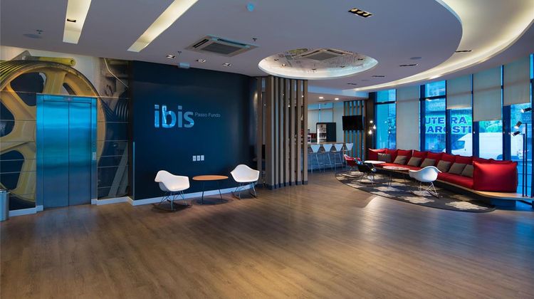 Ibis Passo Fundo Shopping Exterior