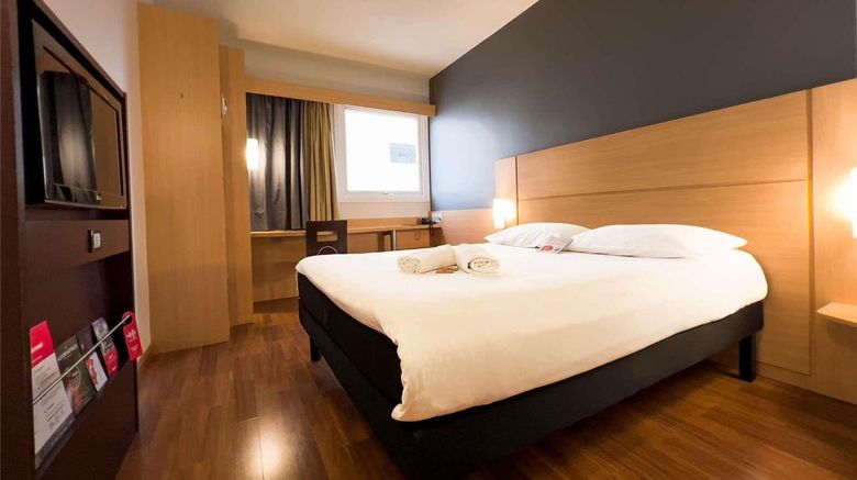 <b>Ibis Passo Fundo Shopping Room</b>. Images powered by <a href="https://iceportal.shijigroup.com/" title="IcePortal" target="_blank">IcePortal</a>.