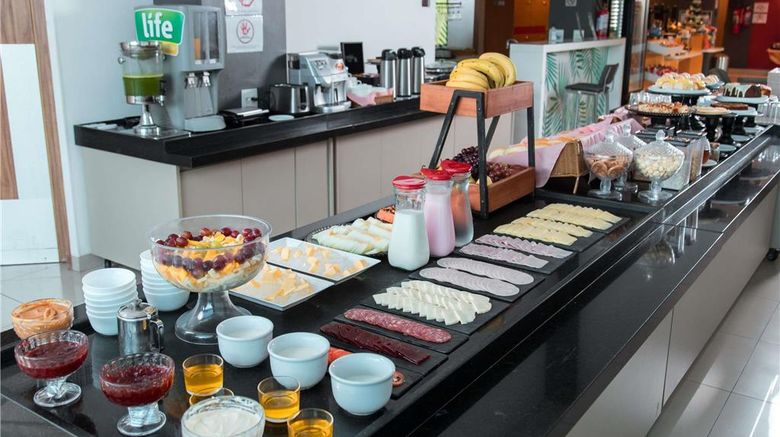 <b>Ibis Presidente Prudente Restaurant</b>. Images powered by <a href="https://iceportal.shijigroup.com/" title="IcePortal" target="_blank">IcePortal</a>.