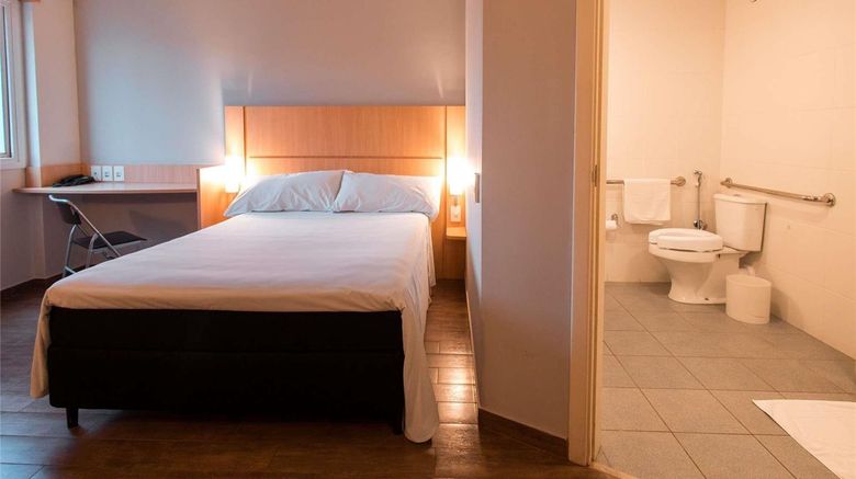 <b>Ibis Presidente Prudente Room</b>. Images powered by <a href="https://iceportal.shijigroup.com/" title="IcePortal" target="_blank">IcePortal</a>.