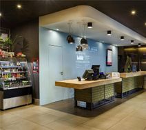 Ibis Kyiv City Center Exterior