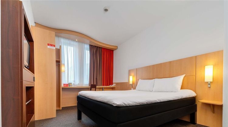 Ibis Krakow Stare Miasto Room
